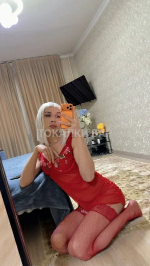 Транс-девушка  Blanca больше контента в тг