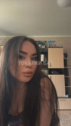 Транс-девушка  Диляра