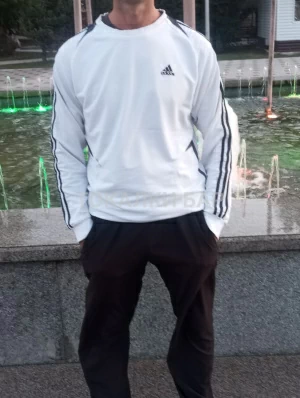 Парень  Слава