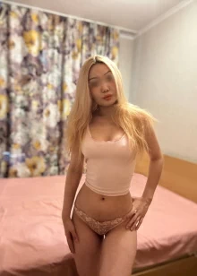 Айя и девочки