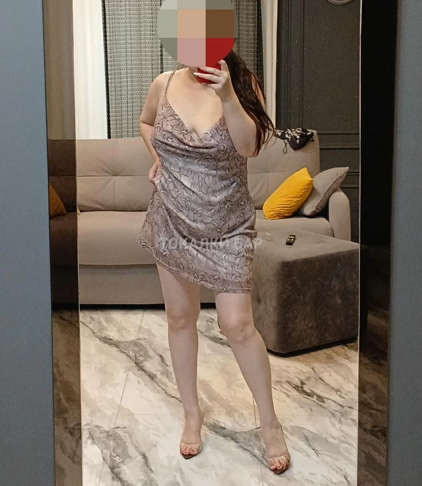 Sexy Lara